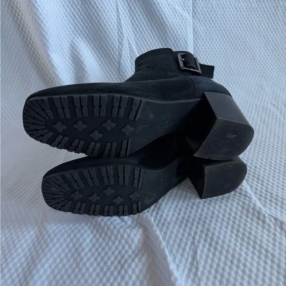 Aquatalia Royal Princess Kate Middleton Blue and Black Suede Leather Boots - Picture 9 of 10